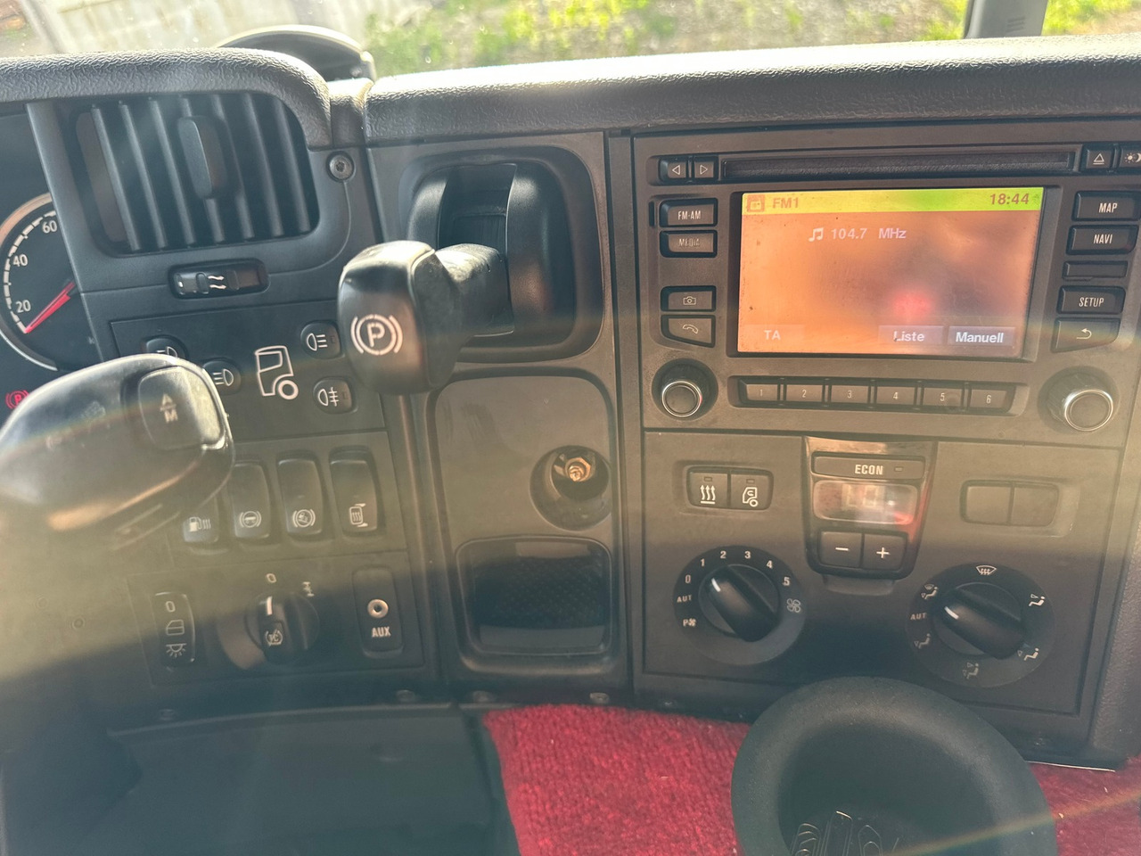 SCANIA P410 Euro6 4x2 Palfinger 13001 - Bortu kravas automašīna/ Platforma, Kravas auto ar manipulatoru: foto 3 SCANIA P410 Euro6 4x2 Palfinger 13001 - Bortu kravas automašīna/ Platforma, Kravas auto ar manipulatoru: foto 3