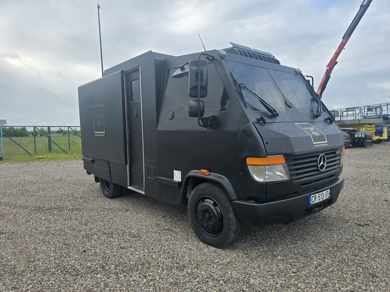Mercedes Vario 816 - Inkasācijas mašīna: foto 2 Mercedes Vario 816 - Inkasācijas mašīna: foto 2