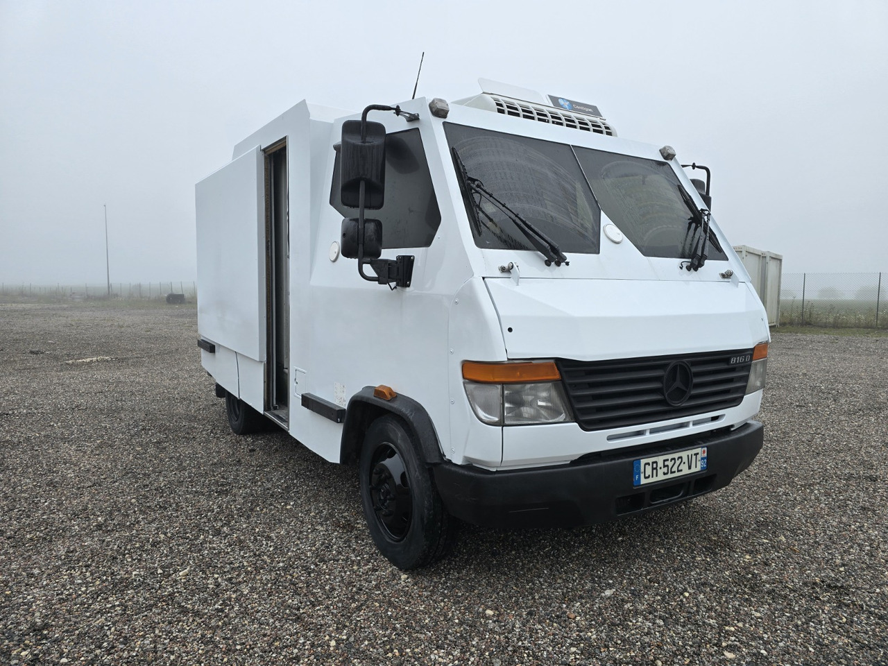 Mercedes Vario 816 - Inkasācijas mašīna: foto 2 Mercedes Vario 816 - Inkasācijas mašīna: foto 2
