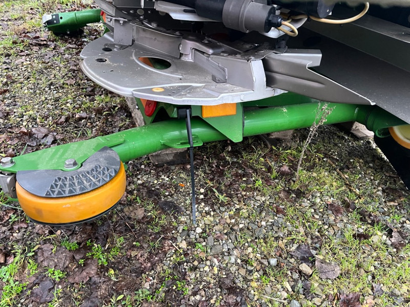 Amazone ZA-TS 1700 PROFIS TRONIC - Minerālmēslu izkliedētājs: foto 5 Amazone ZA-TS 1700 PROFIS TRONIC - Minerālmēslu izkliedētājs: foto 5