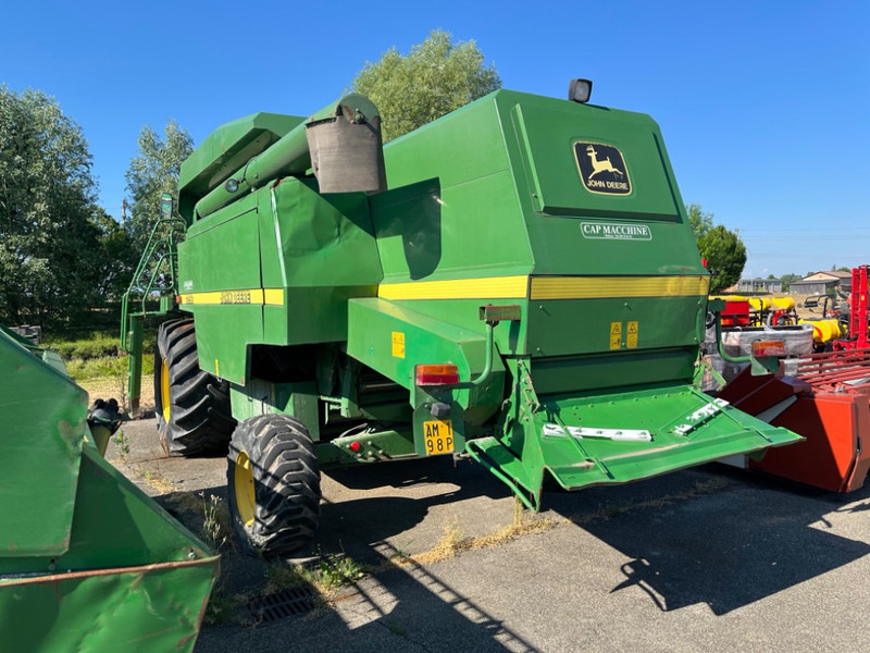 John Deere 2256 - Labības kombains: foto 2 John Deere 2256 - Labības kombains: foto 2