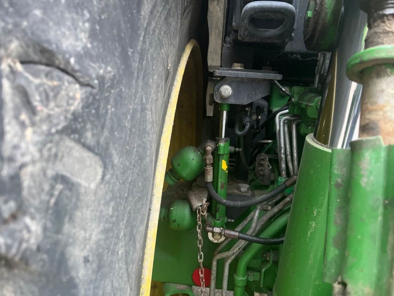Traktors John Deere 6210 R AutoPower: foto 9