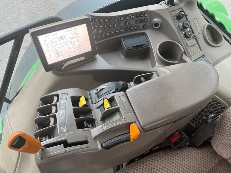 Traktors John Deere 6210 R AutoPower: foto 14