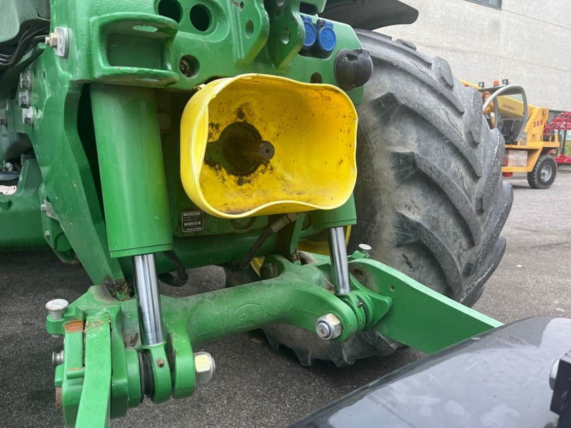 Traktors John Deere 6210 R AutoPower: foto 8
