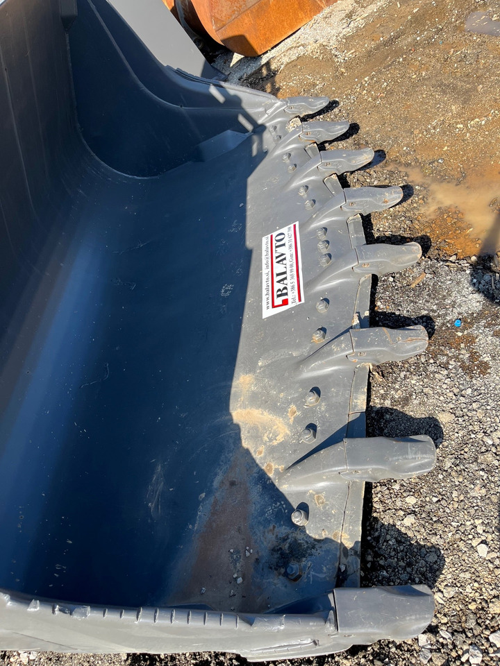 BALAVTO Loader bucket 3350 mm - Iekrāvēja kauss: foto 4 BALAVTO Loader bucket 3350 mm - Iekrāvēja kauss: foto 4