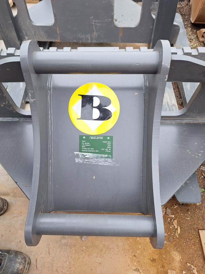 BALAVTO pallet forks 1500 mm S60 - Dakšas: foto 4 BALAVTO pallet forks 1500 mm S60 - Dakšas: foto 4