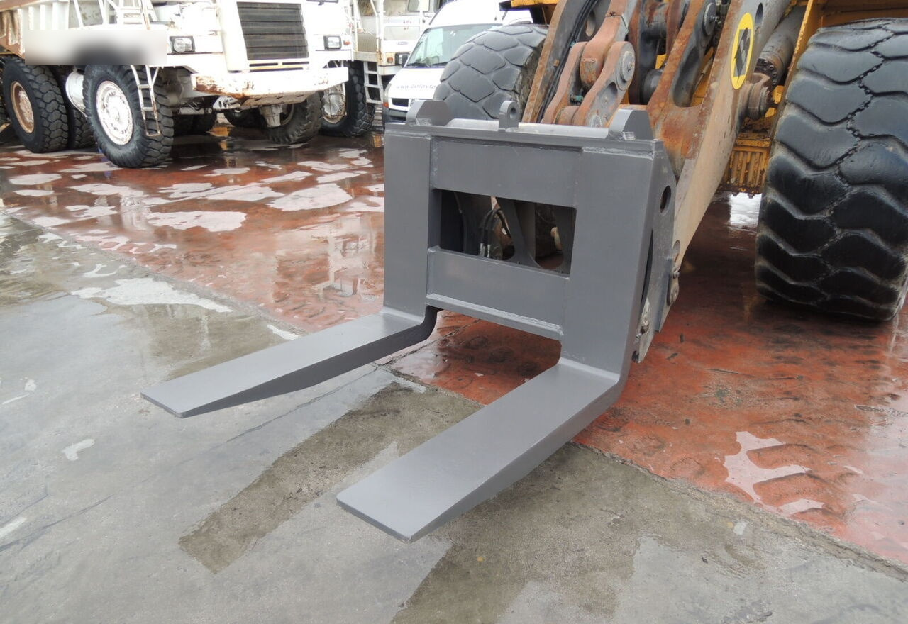 Balavto STONE BLOCKS FORKS for loaders - Dakšas - Iekrāvējs: foto 1 Balavto STONE BLOCKS FORKS for loaders - Dakšas - Iekrāvējs: foto 1