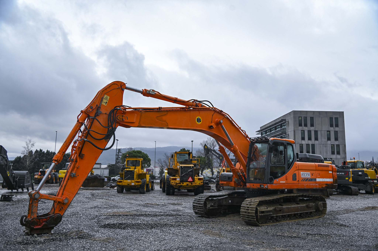 Doosan DX340LC - Kāpurķēžu ekskavators: foto 2 Doosan DX340LC - Kāpurķēžu ekskavators: foto 2