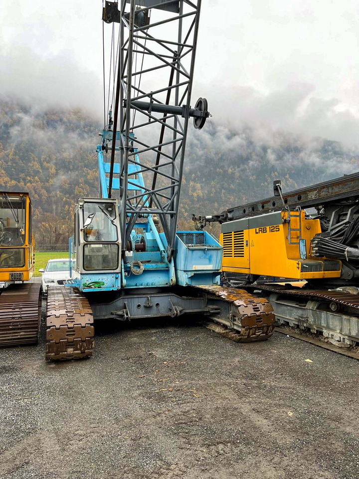 Hitachi KH 180-2 - Kāpurķēžu celtnis: foto 3 Hitachi KH 180-2 - Kāpurķēžu celtnis: foto 3