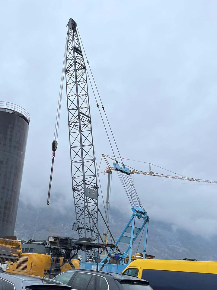 Hitachi KH 180-2 - Kāpurķēžu celtnis: foto 5 Hitachi KH 180-2 - Kāpurķēžu celtnis: foto 5