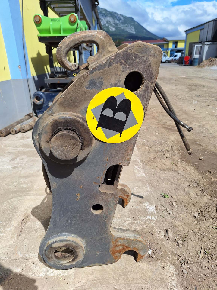 Hydraulic Volvo S1 - Ātrā sakabe - Celtniecības tehnika: foto 4 Hydraulic Volvo S1 - Ātrā sakabe - Celtniecības tehnika: foto 4