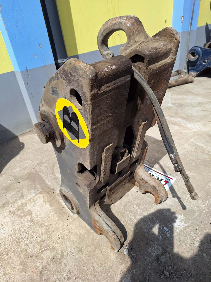 Hydraulic Volvo S1 - Ātrā sakabe - Celtniecības tehnika: foto 5 Hydraulic Volvo S1 - Ātrā sakabe - Celtniecības tehnika: foto 5