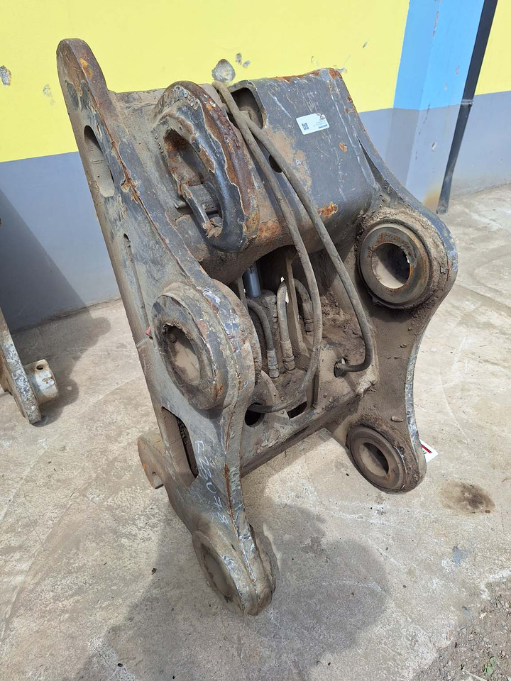 Hydraulic Volvo S2 - Ātrā sakabe - Celtniecības tehnika: foto 5 Hydraulic Volvo S2 - Ātrā sakabe - Celtniecības tehnika: foto 5