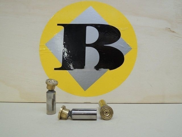 Hidrauliskais sūknis - Ekskavators Kawasaki K3V63 and K3V112: foto 8