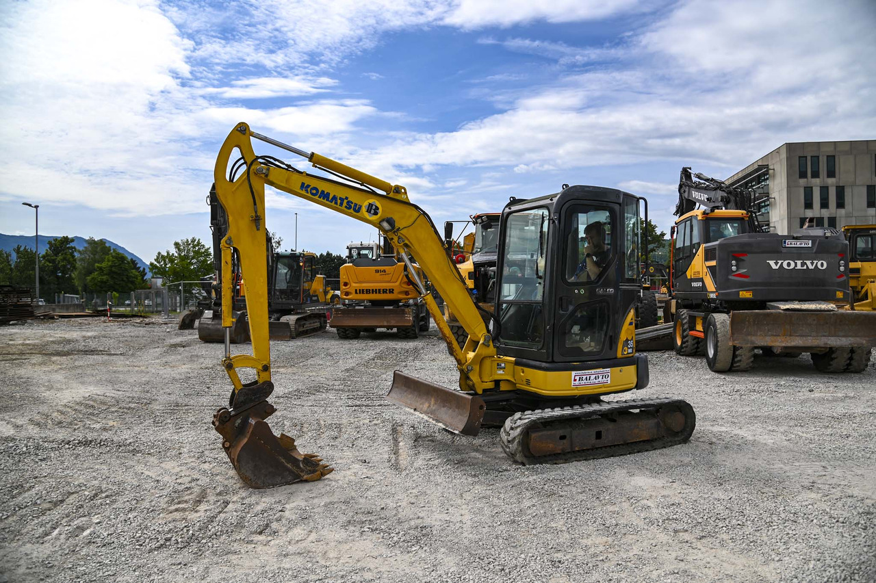 Komatsu PC35MR-2 - Mini-ekskavators: foto 2 Komatsu PC35MR-2 - Mini-ekskavators: foto 2