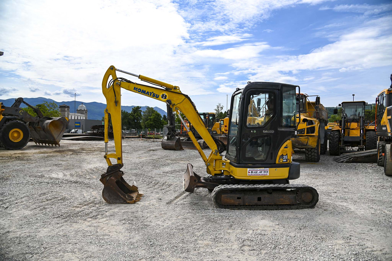Komatsu PC35MR-2 - Mini-ekskavators: foto 3 Komatsu PC35MR-2 - Mini-ekskavators: foto 3
