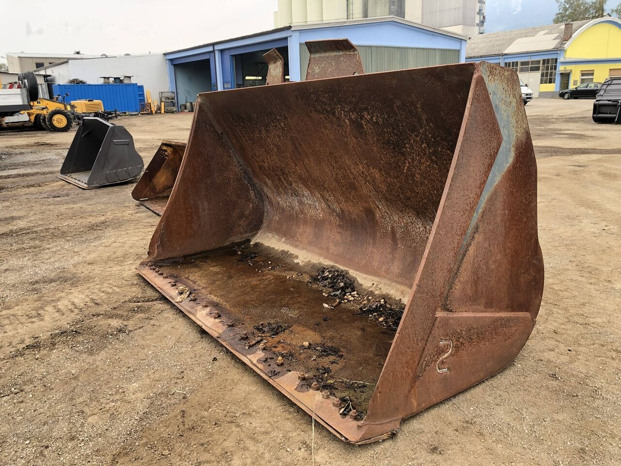 Loader bucket 3400 mm Volvo - Iekrāvēja kauss: foto 2 Loader bucket 3400 mm Volvo - Iekrāvēja kauss: foto 2