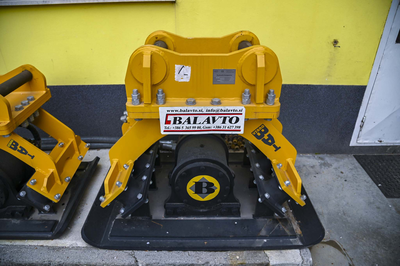 Plate compactor VIBROBAT 08 - Papildaprīkojums - Ekskavators: foto 3 Plate compactor VIBROBAT 08 - Papildaprīkojums - Ekskavators: foto 3