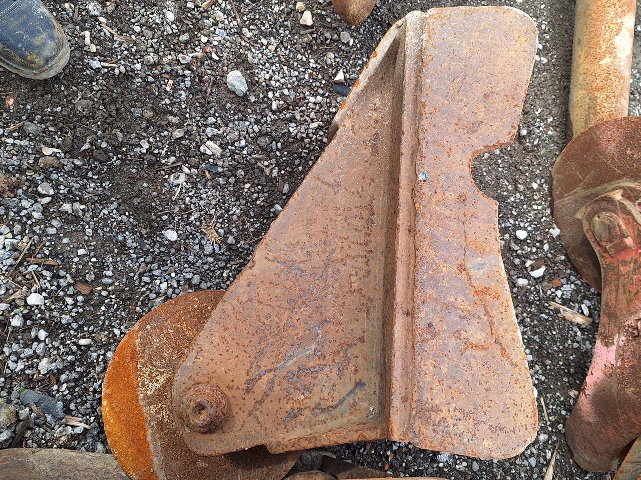 Volvo 310 mm S60 - Papildaprīkojums - Celtniecības tehnika: foto 1 Volvo 310 mm S60 - Papildaprīkojums - Celtniecības tehnika: foto 1