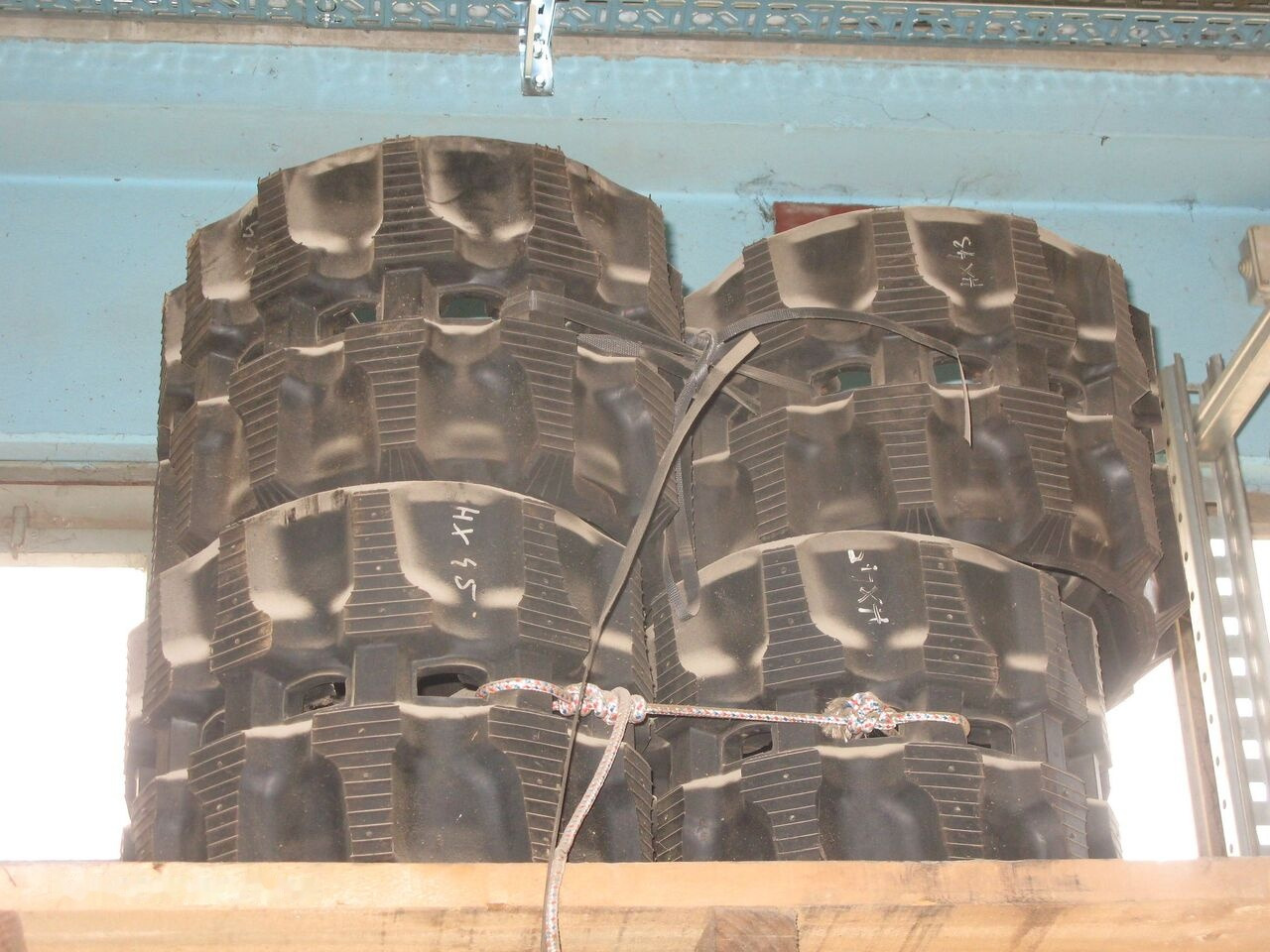 TAERYUK HX320X100X45 - Kāpurķēdes - Ekskavators: foto 1 TAERYUK HX320X100X45 - Kāpurķēdes - Ekskavators: foto 1