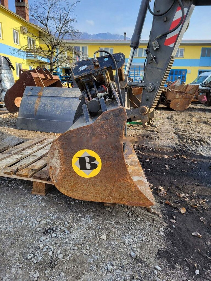 Tilting slope bucket 1800 mm - Ekskavatora kauss: foto 2 Tilting slope bucket 1800 mm - Ekskavatora kauss: foto 2