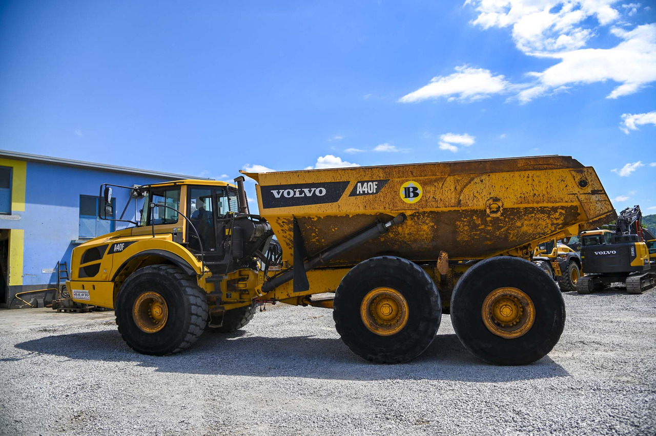 VOLVO A40F - Artikulētias pašizgāzējs: foto 5 VOLVO A40F - Artikulētias pašizgāzējs: foto 5