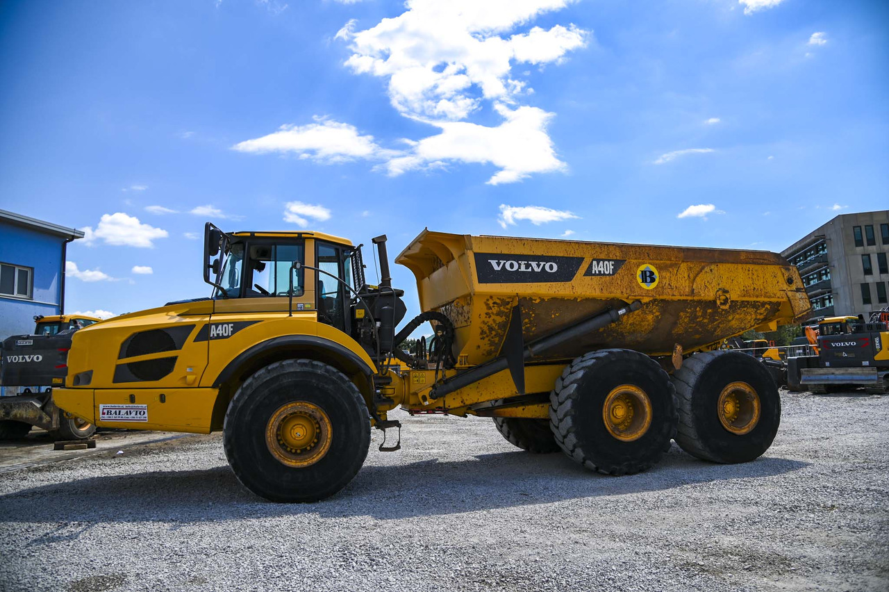 VOLVO A40F - Artikulētias pašizgāzējs: foto 3 VOLVO A40F - Artikulētias pašizgāzējs: foto 3