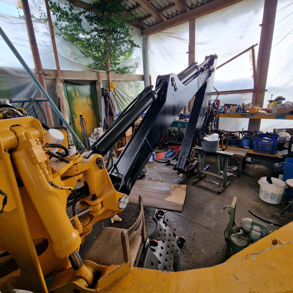 Ekskavators-iekrāvējs VOLVO BM6300: foto 9 Ekskavators-iekrāvējs VOLVO BM6300: foto 9