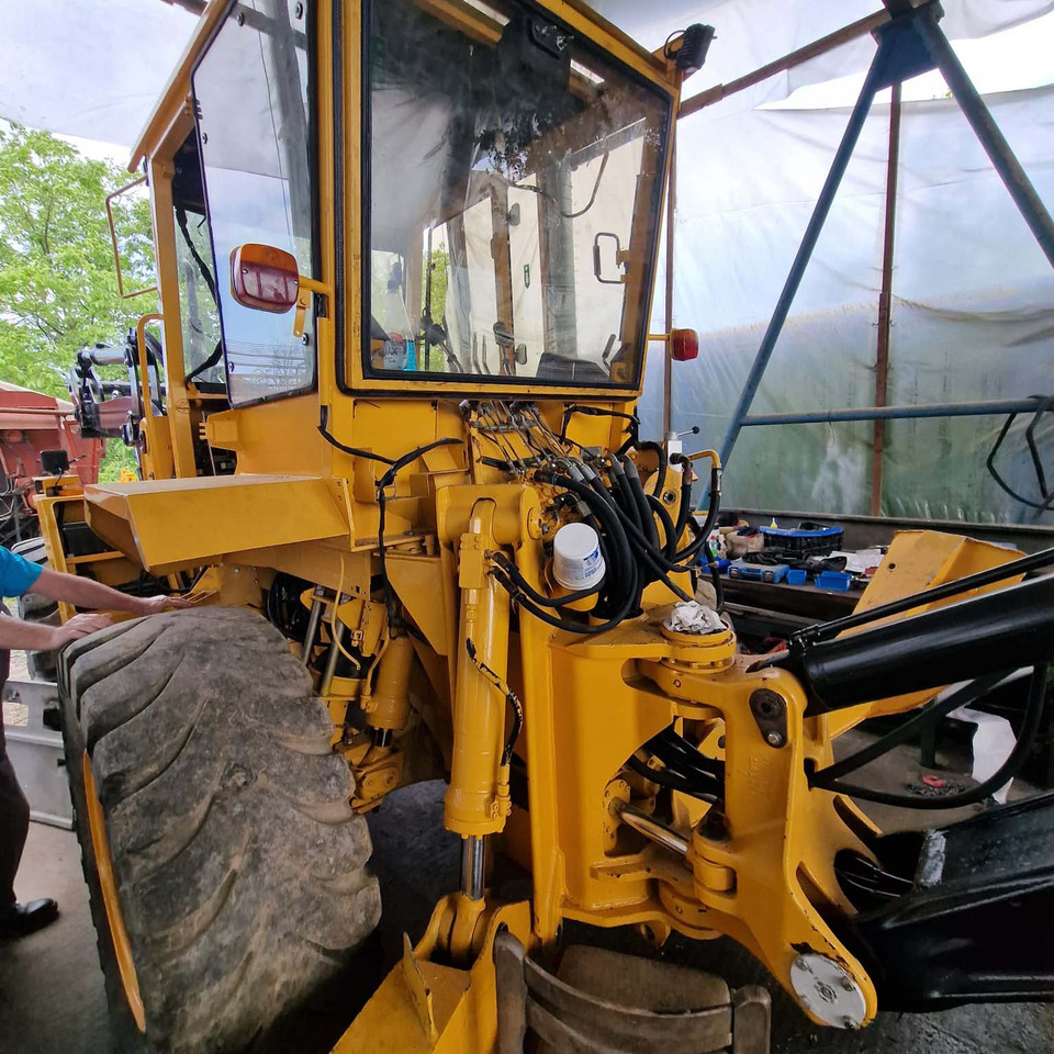 Ekskavators-iekrāvējs VOLVO BM6300: foto 10 Ekskavators-iekrāvējs VOLVO BM6300: foto 10