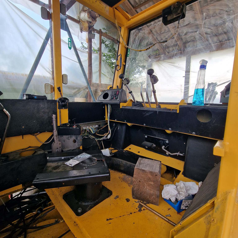 Ekskavators-iekrāvējs VOLVO BM6300: foto 16 Ekskavators-iekrāvējs VOLVO BM6300: foto 16