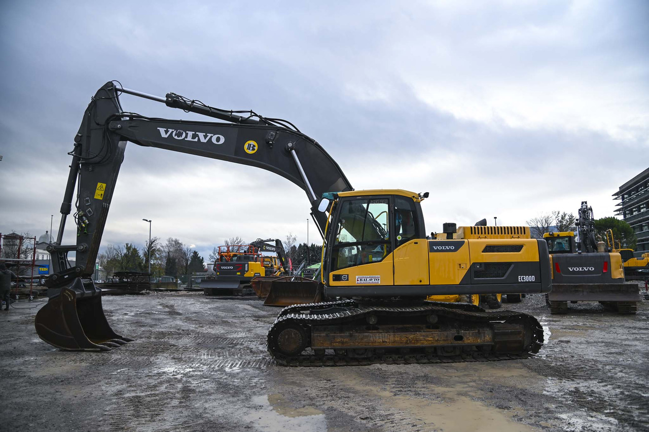 VOLVO EC300DNL - Kāpurķēžu ekskavators: foto 2 VOLVO EC300DNL - Kāpurķēžu ekskavators: foto 2