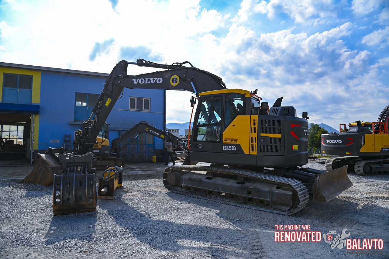 VOLVO ECR235EL - Kāpurķēžu ekskavators: foto 4 VOLVO ECR235EL - Kāpurķēžu ekskavators: foto 4