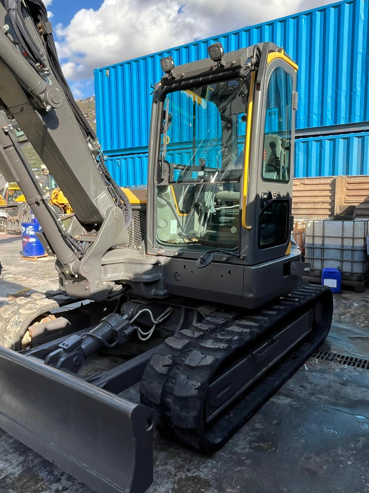 VOLVO ECR88D - Mini-ekskavators: foto 4 VOLVO ECR88D - Mini-ekskavators: foto 4