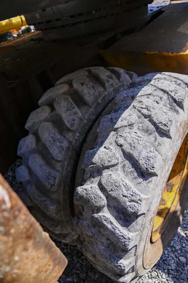 Riteņu ekskavators VOLVO EW180B: foto 29