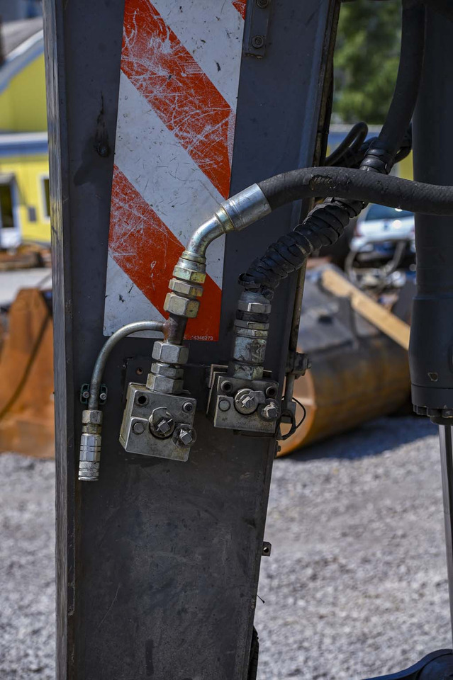Riteņu ekskavators VOLVO EW180B: foto 12