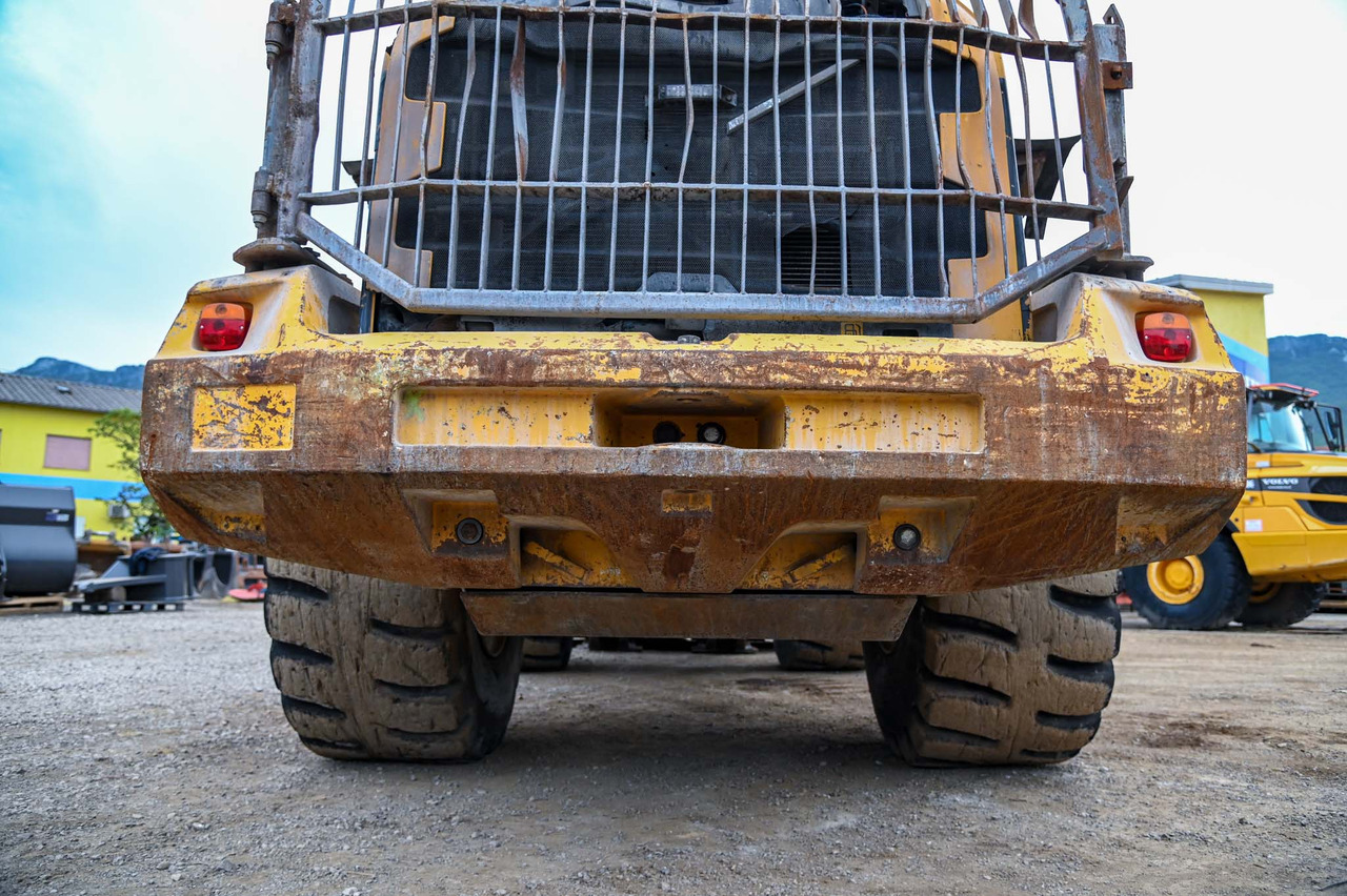 Riteņu iekrāvējs VOLVO L180G: foto 36