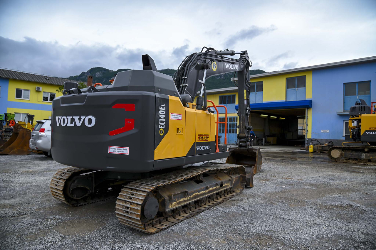 Volvo EC140E - Kāpurķēžu ekskavators: foto 5 Volvo EC140E - Kāpurķēžu ekskavators: foto 5