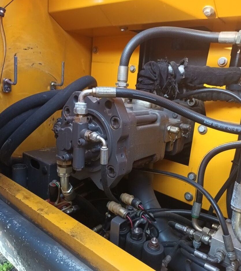 Kāpurķēžu ekskavators Volvo EC210BNL: foto 6