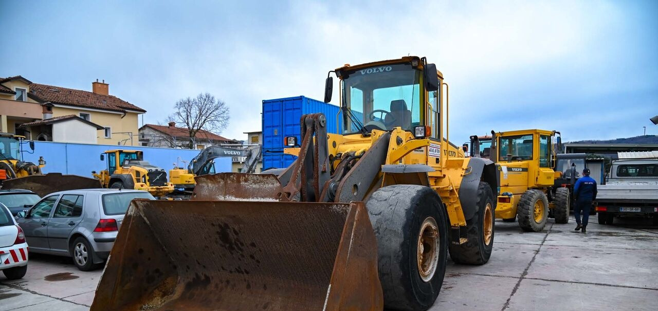 Volvo L110E - Riteņu iekrāvējs: foto 3 Volvo L110E - Riteņu iekrāvējs: foto 3