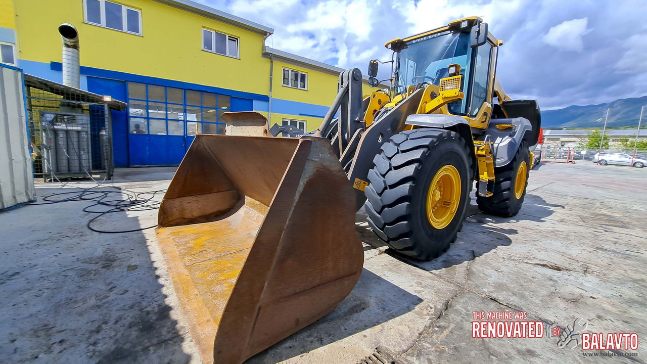 Volvo L120H - Riteņu iekrāvējs: foto 2 Volvo L120H - Riteņu iekrāvējs: foto 2