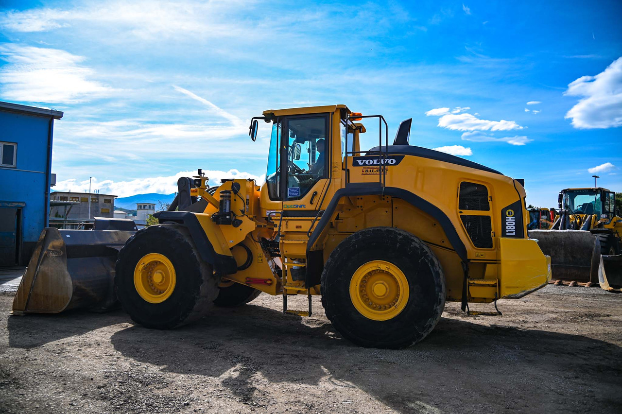 Volvo L180H - Riteņu iekrāvējs: foto 3 Volvo L180H - Riteņu iekrāvējs: foto 3