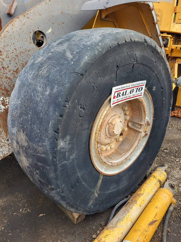 Volvo rims - Riteņa disks - Iekrāvējs: foto 3 Volvo rims - Riteņa disks - Iekrāvējs: foto 3