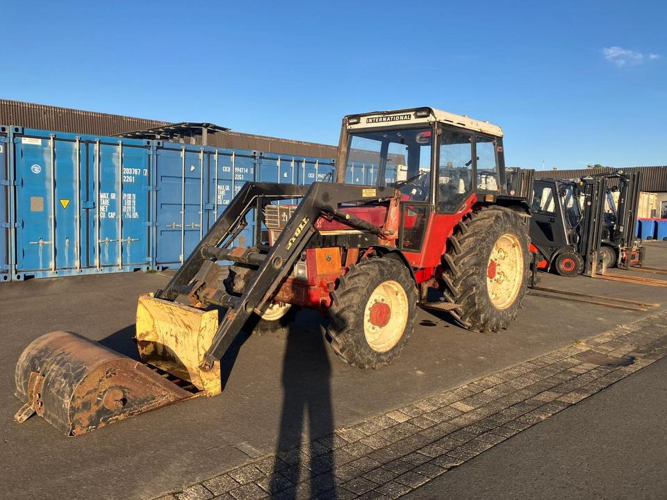 IHC 744 AS Allrad Frontlader Bastlerfahrzeug Sammlerstück Traktor - Traktors: foto 3 IHC 744 AS Allrad Frontlader Bastlerfahrzeug Sammlerstück Traktor - Traktors: foto 3