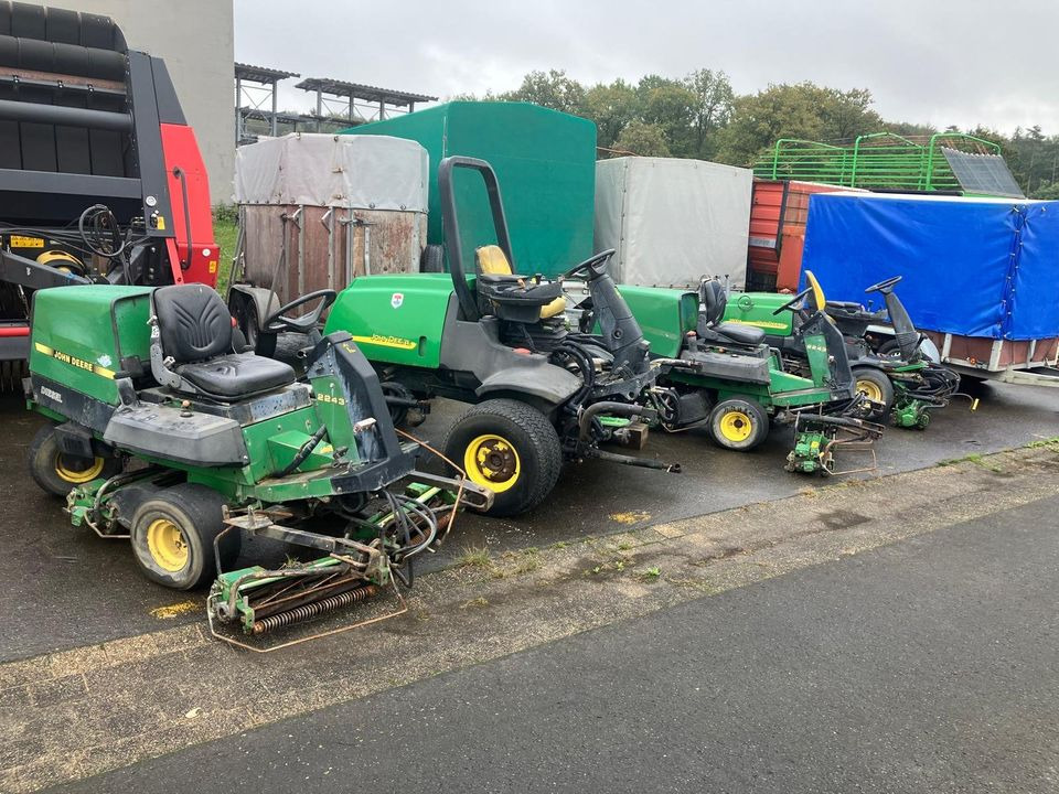 John Deere Spindelmäher, Großflächenmäher 2243, 2500A, 3235C - Zāles pļāvējs: foto 3 John Deere Spindelmäher, Großflächenmäher 2243, 2500A, 3235C - Zāles pļāvējs: foto 3