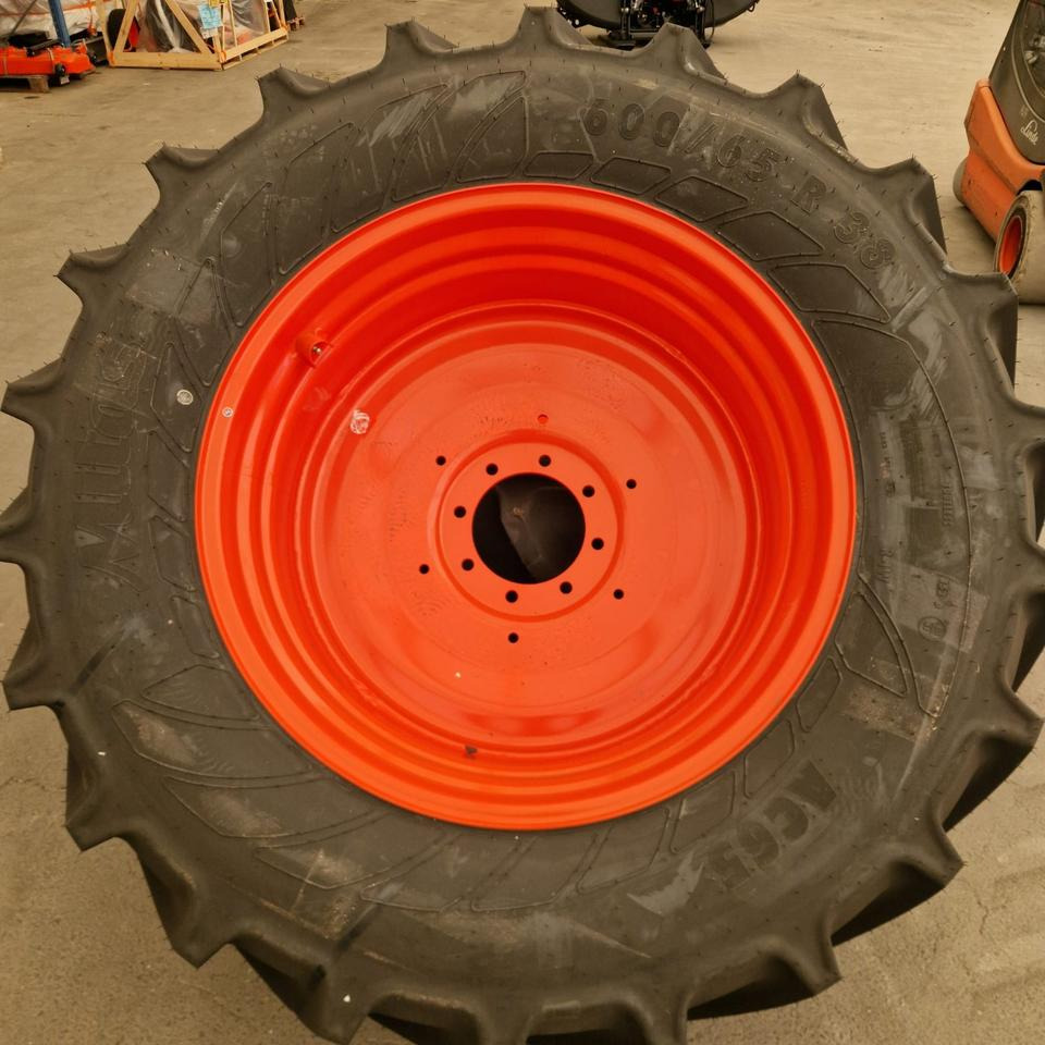 Räder Reifen 600/65R38 Mitas AC65 153D 156A - Riepas un diski: foto 2 Räder Reifen 600/65R38 Mitas AC65 153D 156A - Riepas un diski: foto 2