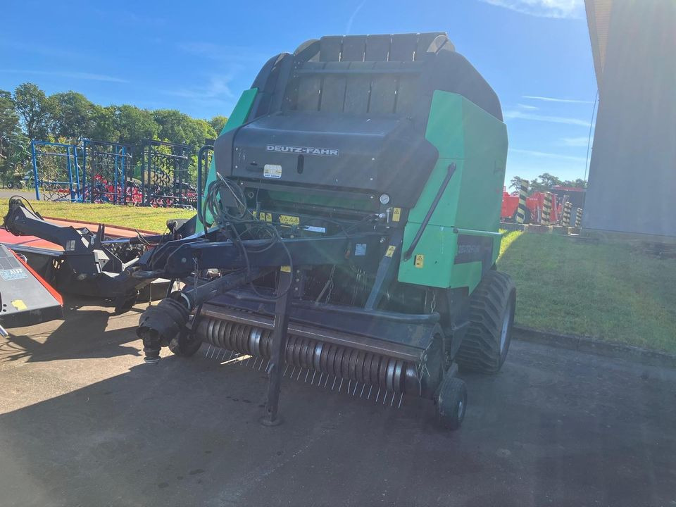 Rundballenpresse Deutz-Fahr Varimaster 590 14OC - Rituļu prese: foto 3 Rundballenpresse Deutz-Fahr Varimaster 590 14OC - Rituļu prese: foto 3