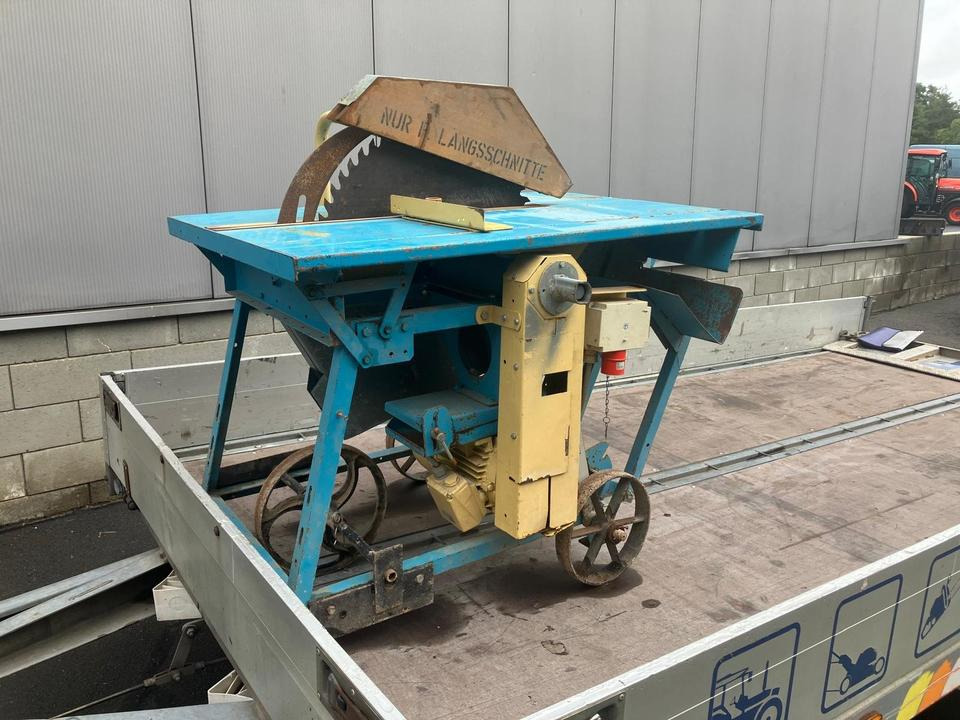 Wipp Tischkreissäge für Brennholz - Garāžu aprīkojums: foto 4 Wipp Tischkreissäge für Brennholz - Garāžu aprīkojums: foto 4