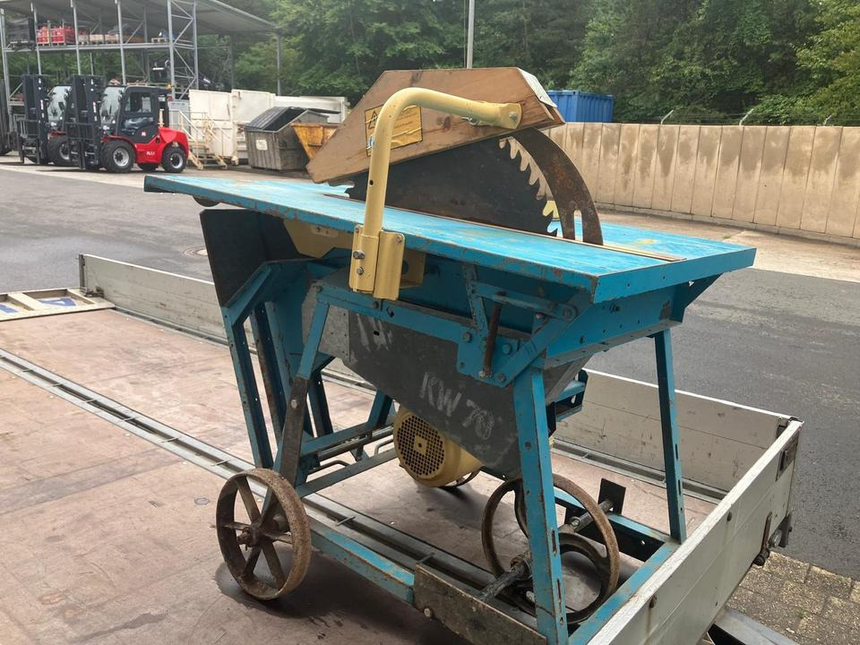 Wipp Tischkreissäge für Brennholz - Garāžu aprīkojums: foto 3 Wipp Tischkreissäge für Brennholz - Garāžu aprīkojums: foto 3