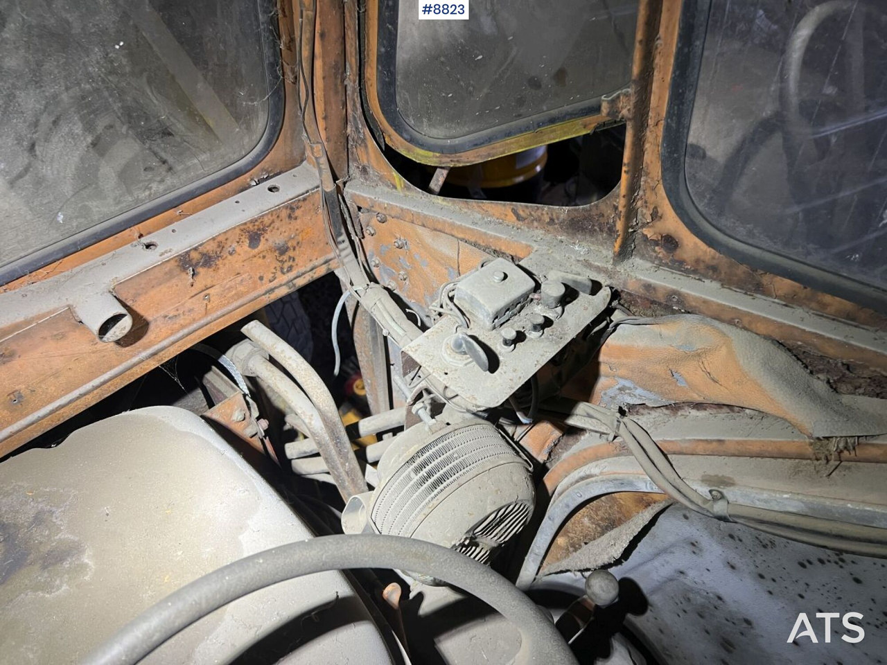 Ekskavators-iekrāvējs Backhoe loader HARA CAWAY with Hyma Digging unit (VIDEO): foto 43