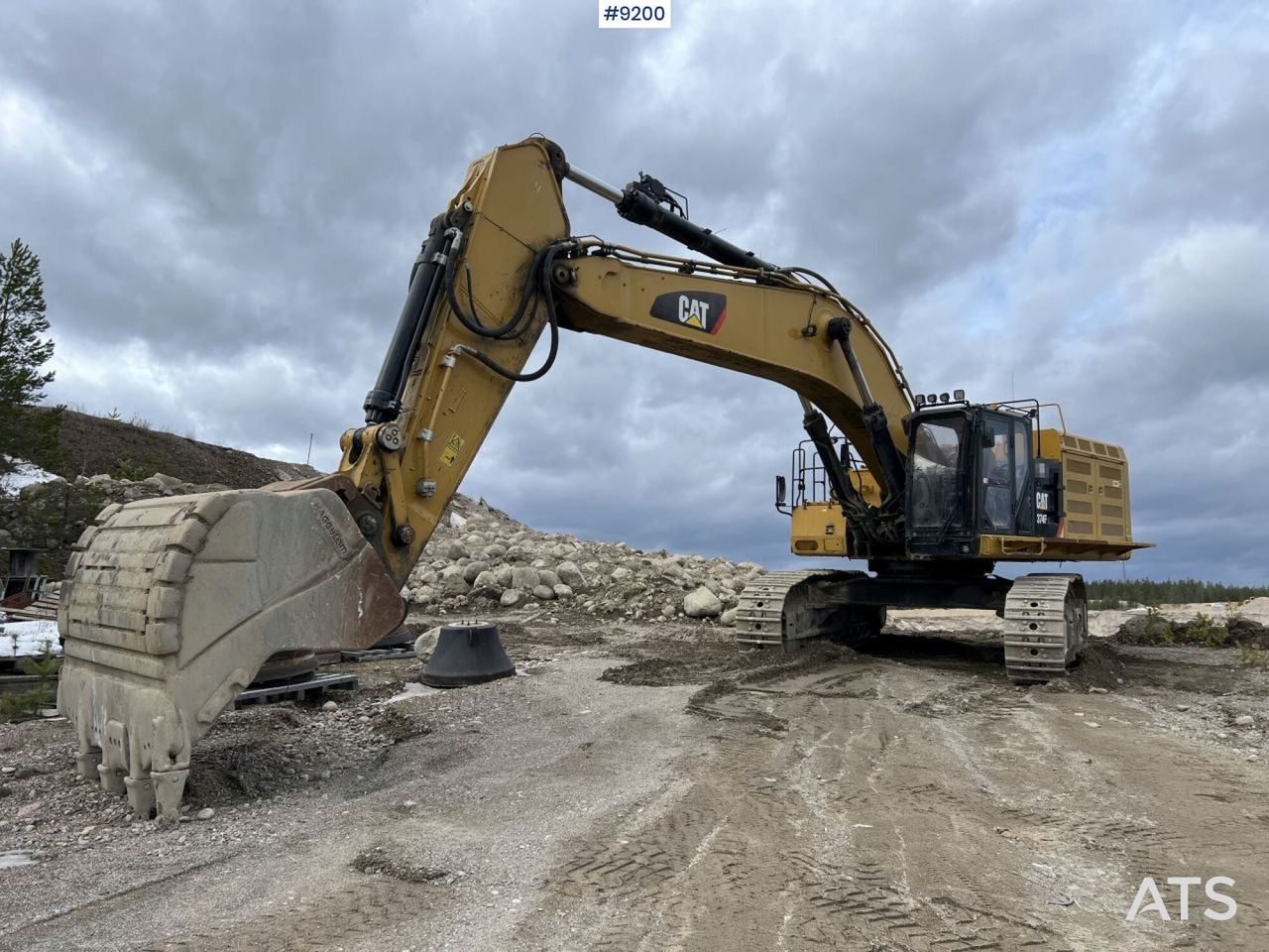 Ekskavators CAT 374 FL crawler excavator with bucket (VIDEO): foto 12